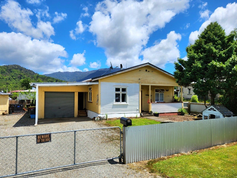 20 Clifford Street, Blackball, Greymouth - Carousel 26