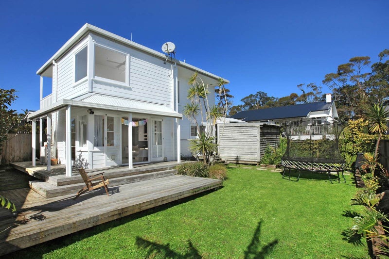 81B Western Springs Road, Morningside, Auckland - Carousel 1