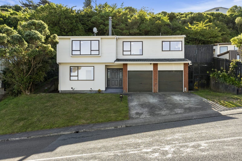 11 Mclintock Street, Johnsonville, Wellington - Carousel 23