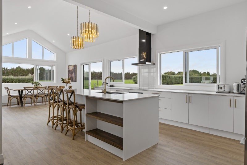 1312 Devon Road, Brixton, Waitara - Carousel 1