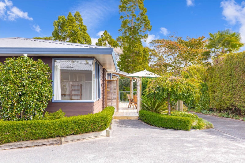 69C Konini Road, Titirangi, Auckland - Carousel 1