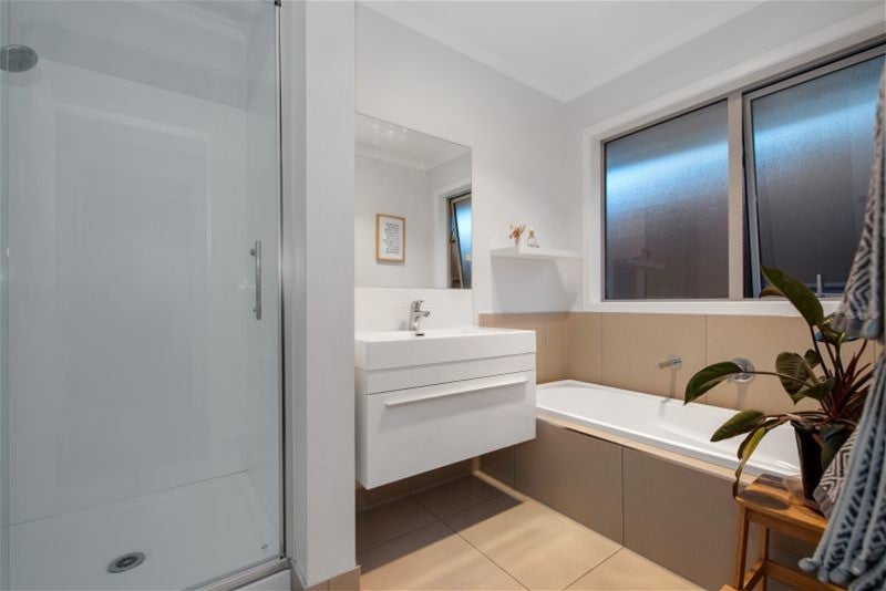 5 Wetherby Road, Flagstaff, Hamilton - Carousel 15