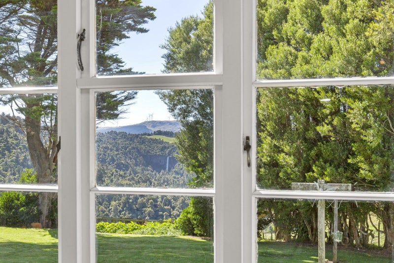 112D Newton Road, Te Mata - Carousel 2