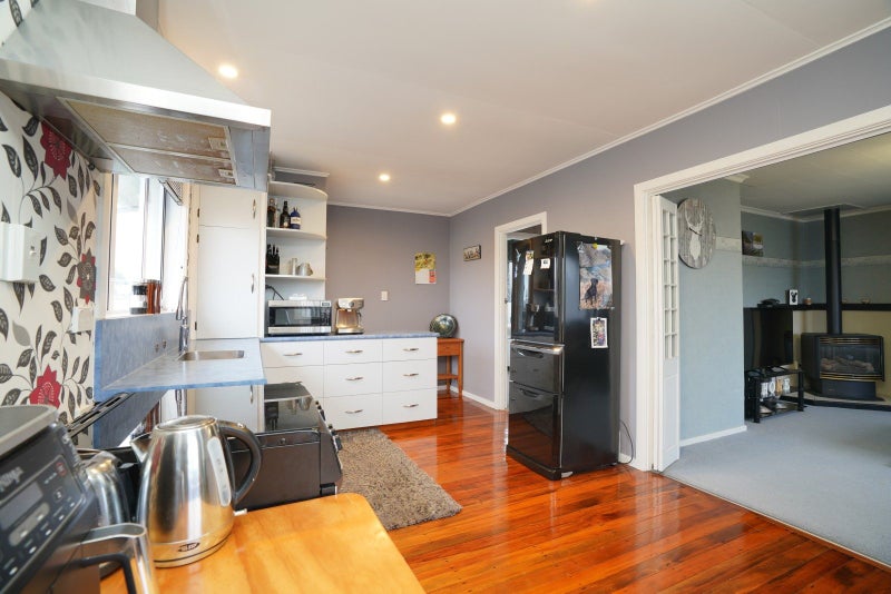 90 Ross Street, Grasmere, Invercargill - Carousel 2
