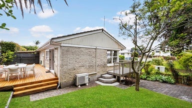 2/112 Ennis Avenue, Pakuranga Heights, Auckland - Carousel 1