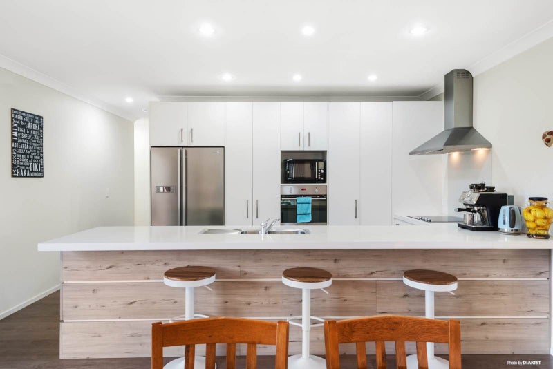 3 Mirabell Place, Patumahoe, Pukekohe - Carousel 1