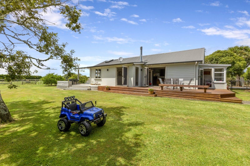 381 Smart Road, Hillsborough, New Plymouth - Carousel 2