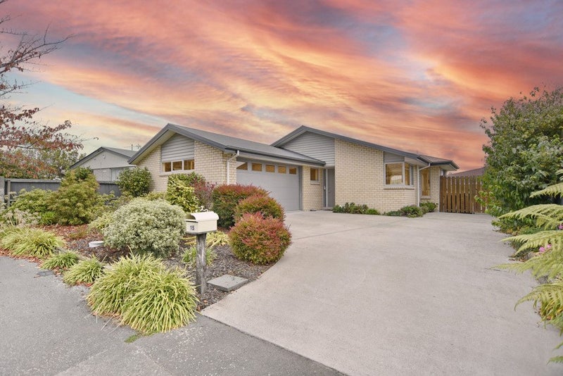 15 Chedworth Avenue, Bishopdale, Christchurch - Carousel 1