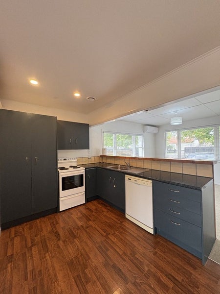 651 Featherston Street, Roslyn, Palmerston North - Carousel 2