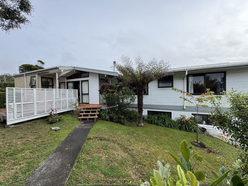 166 Mitchell Street, Brooklyn, Wellington - Carousel 1