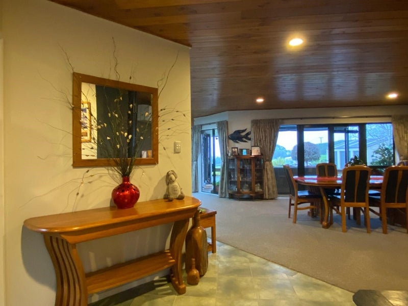 238 Lund Road, Katikati - Carousel 2