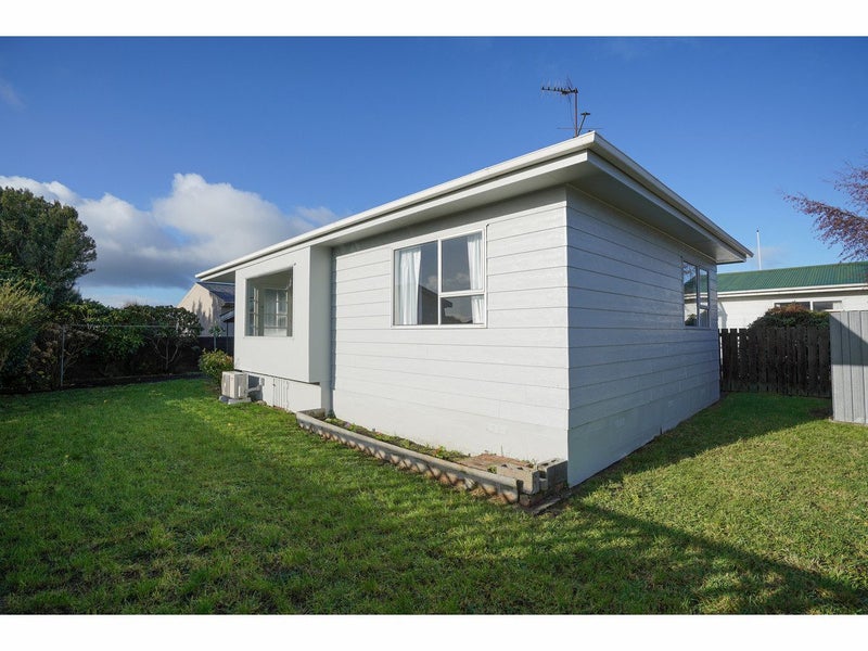 3/156 Crinan Street, Appleby, Invercargill - Carousel 1