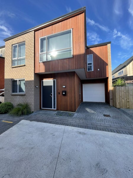 13 Haumako Place, Otahuhu, Auckland - Carousel 1