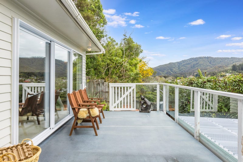 10 Faris Crescent, Wainuiomata, Lower Hutt - Carousel 2