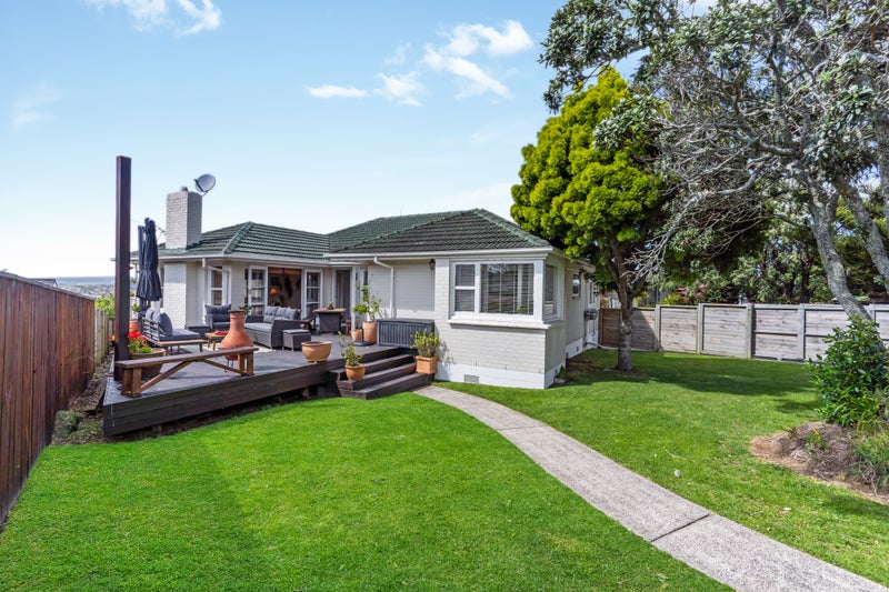 86 Bradbury Road, Botany Downs, Auckland - Carousel 1