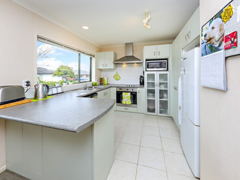 6 Giani Court, Manurewa, Auckland - Carousel 2