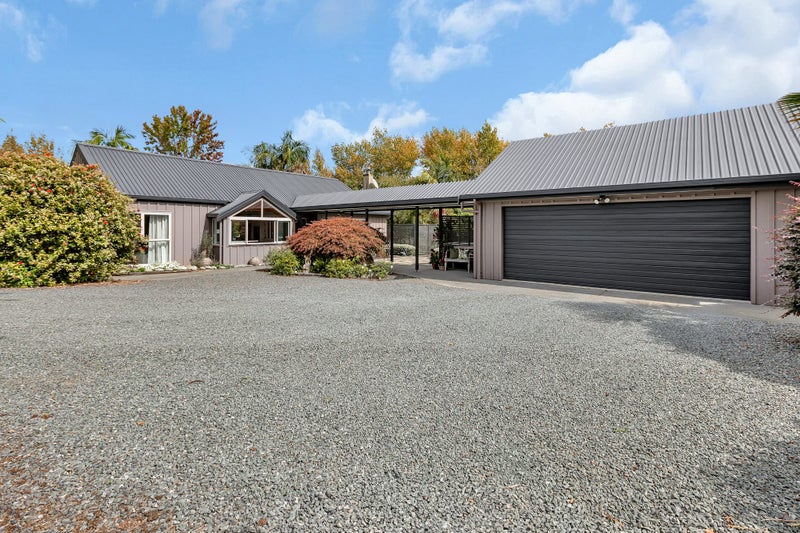 300 Cemetery Road, Whangarei - Carousel 1