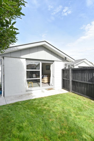 1/19 Wanstead Place, Woolston, Christchurch - Carousel 21