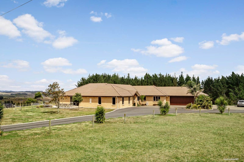 205 Native Road, Tuakau - Carousel 1