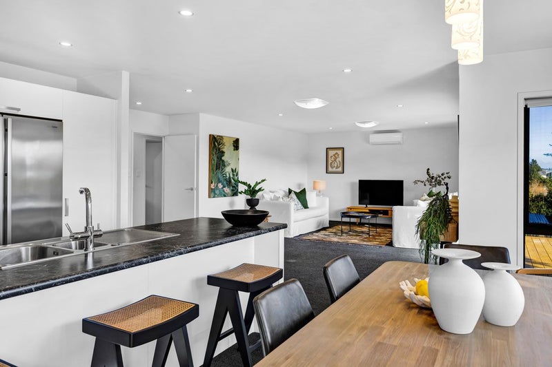 4 Dale Street, Lower Vogeltown, New Plymouth - Carousel 2