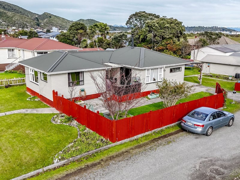 12 Peel Street, Cobden, Greymouth - Carousel 1