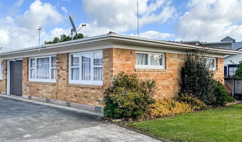 1/4 Wolfe Street, Regent, Whangarei - Carousel 1