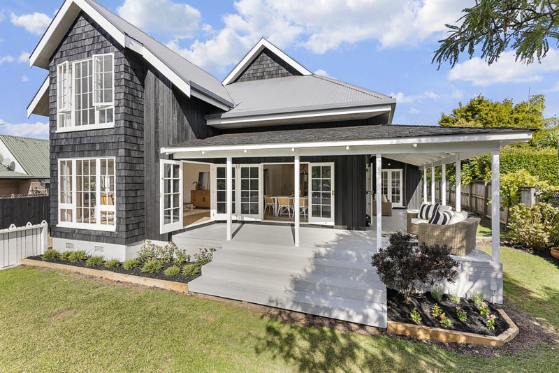 139 Second View Avenue, Beachlands, Auckland - Carousel 1