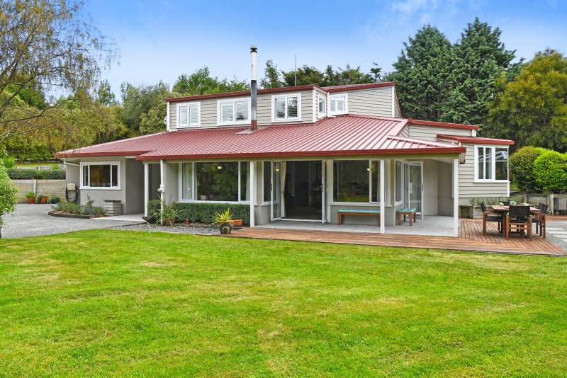 50E Katherine Mansfield Drive, Whitemans Valley, Upper Hutt - Carousel 2