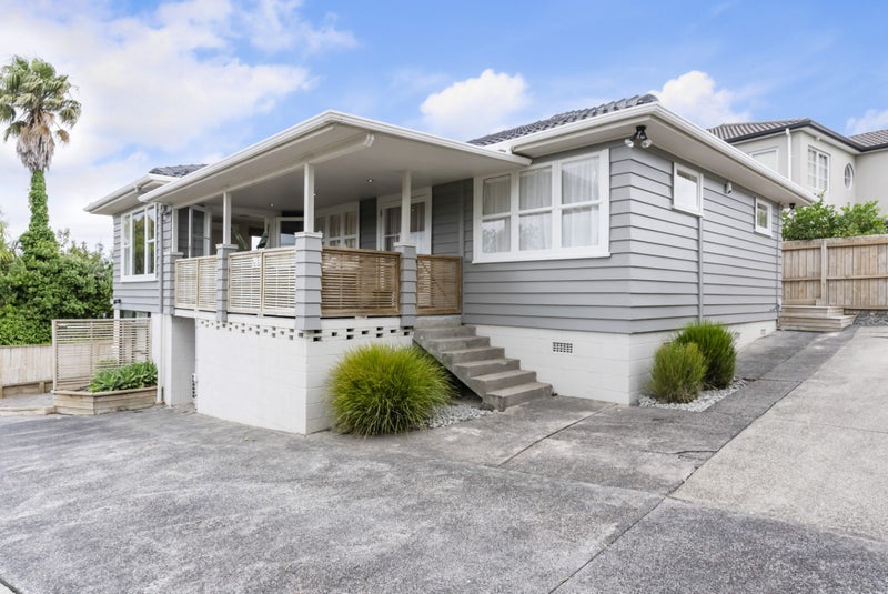 6 Rotoiti Avenue, Pakuranga Heights, Auckland - Carousel 1