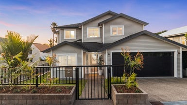 27 St Michaels Avenue, Point Chevalier, Auckland - Carousel 1