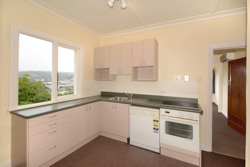 42 Craigleith Street, North East Valley, Dunedin - Carousel 2