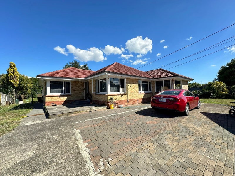 45 Birdwood Avenue, Papatoetoe, Auckland - Carousel 1