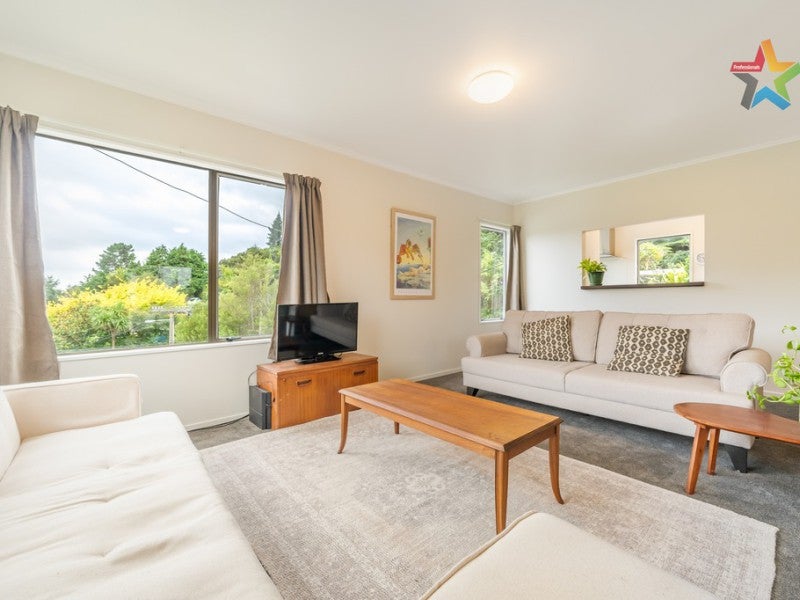 4A August Avenue, Wainuiomata, Lower Hutt - Carousel 2