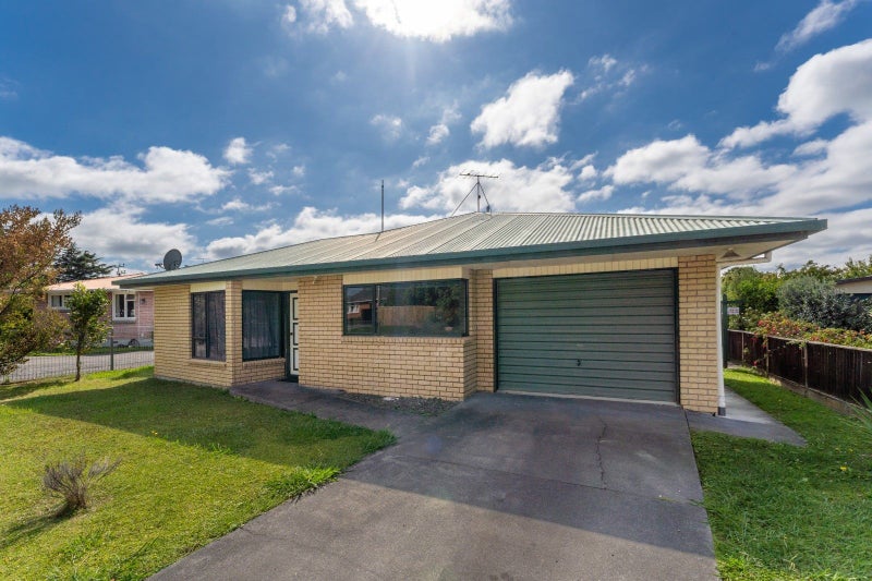 1/86 McLauchlan Street, Springlands, BLENHEIM - Carousel 2
