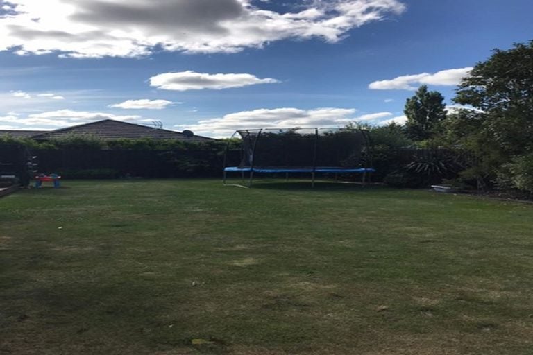 17 Larne Place, Belfast, Christchurch - Carousel 13
