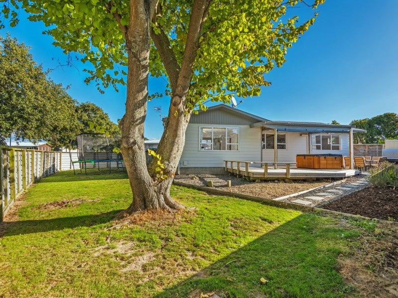 12 Robinson Crescent, Westbrook, Palmerston North - Carousel 2