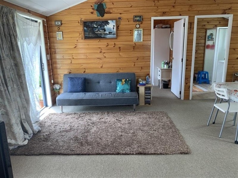 26 Cranberry Place, Bucklands Beach, Auckland - Carousel 2