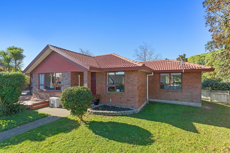 5 MacArthur Mews, Rototuna, Hamilton - Carousel 2