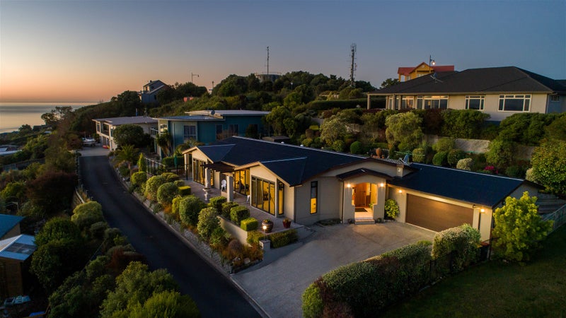 6 Dunair Way, Britannia Heights, Nelson - Carousel 1