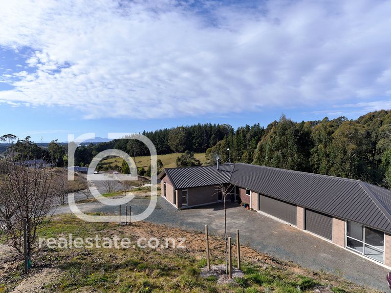 107 Redvale Road, Redwood Valley - Carousel 2