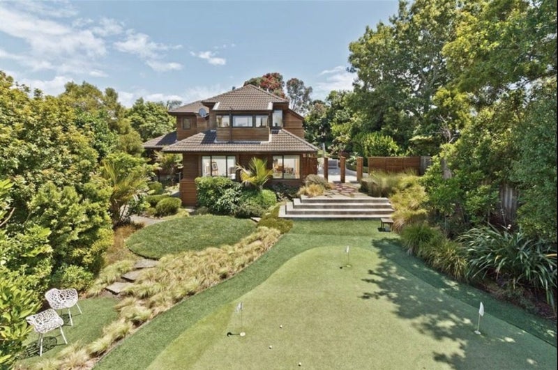 335 Beach Road , Campbells Bay, Auckland - Carousel 1