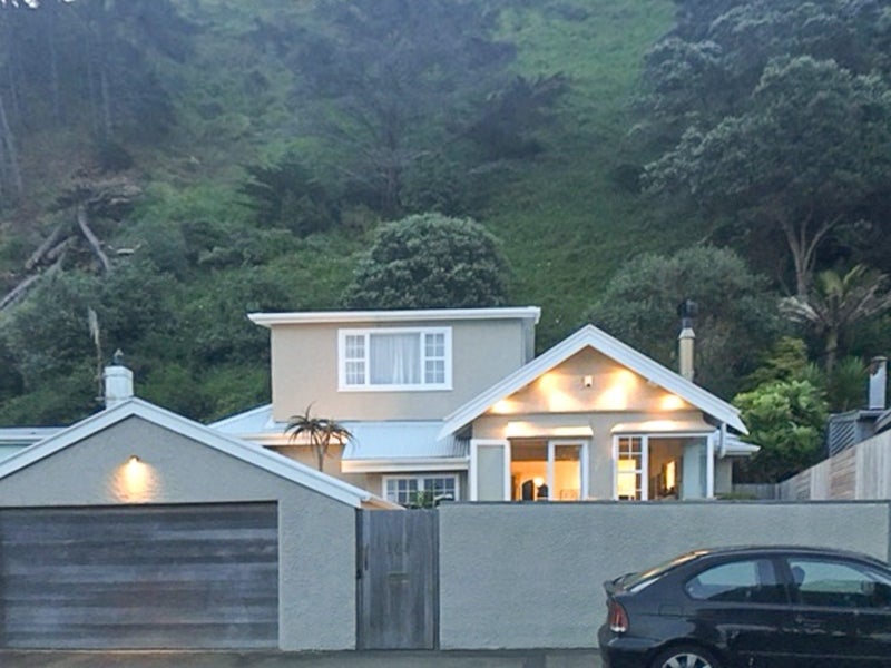 144 Breaker Bay Road, Breaker Bay, Wellington - Carousel 2