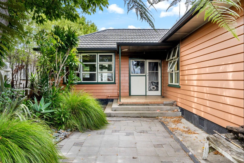 147 Russell Street, Whataupoko, Gisborne - Carousel 2