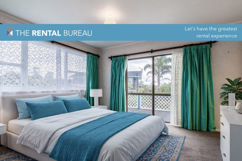 35 Castleford Street, Green Bay, Auckland - Carousel 1