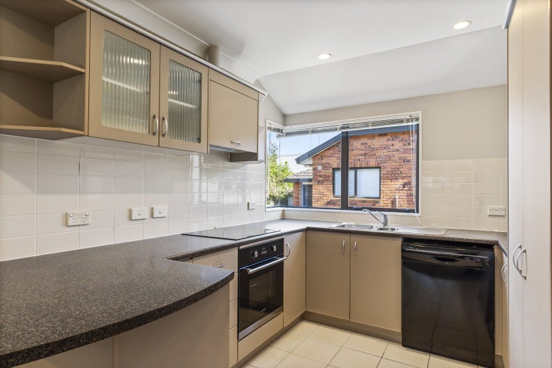 5/10 Ridge Road, Howick, Auckland - Carousel 2