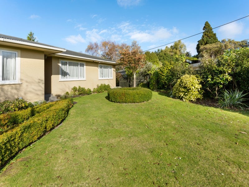 12 York Place, Awapuni, Palmerston North - Carousel 26