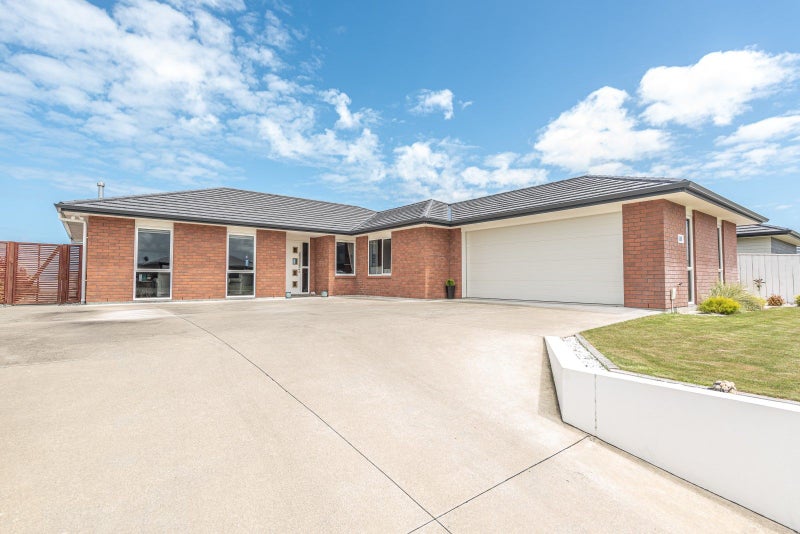 35 Magnolia Crescent, Tawhero, Whanganui - Carousel 1
