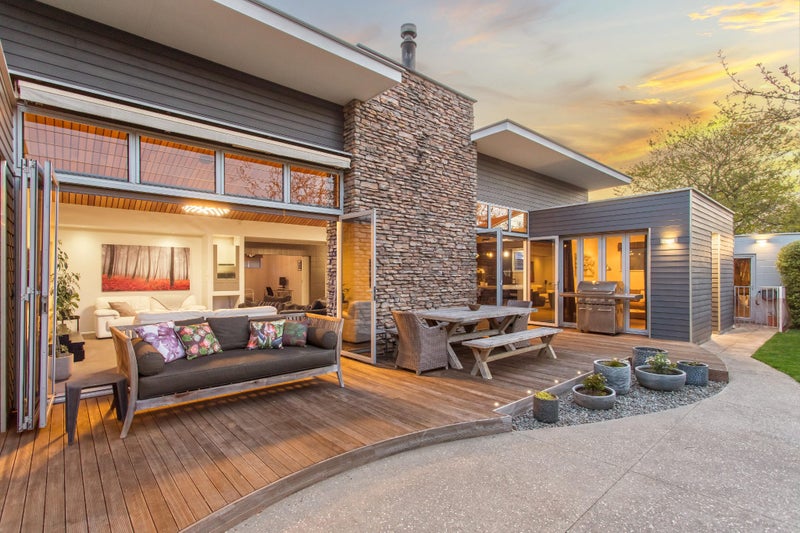 26 Riverwood Boulevard, Redwood, Christchurch - Carousel 2