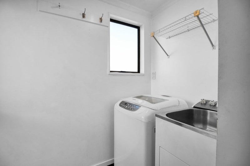 82A Ngamotu Road, Spotswood, New Plymouth - Carousel 16