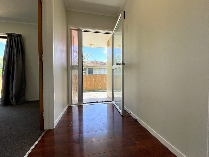 394 Bucklands Beach Road, Bucklands Beach, Auckland - Carousel 2